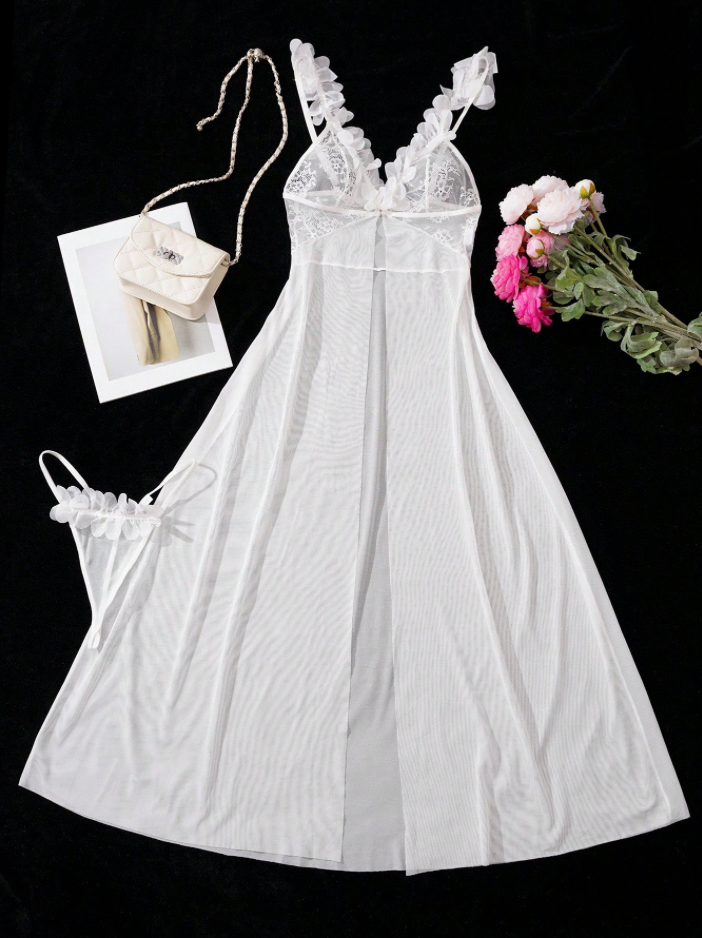 Olivia camisón largo de encaje y malla con contraste floral con tanga