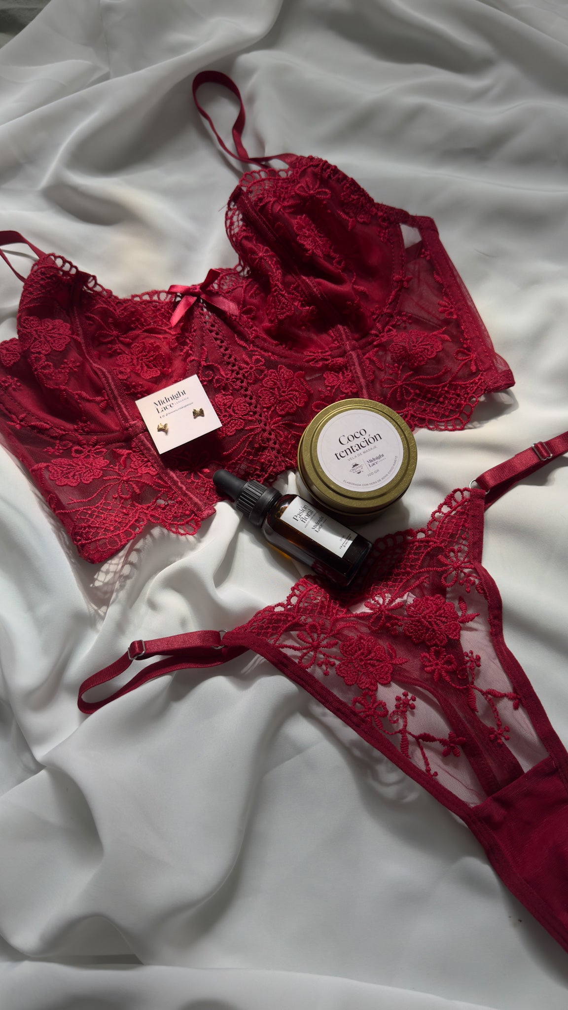 Natalia conjunto dos piezas con corset con bordado floral delicado