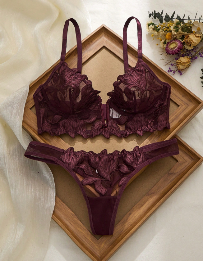 Camila conjunto de dos piezas encaje floral